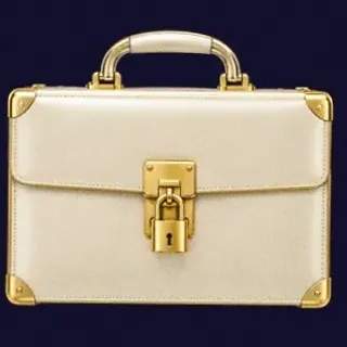 Locked leather briefcase — Slots Gallery